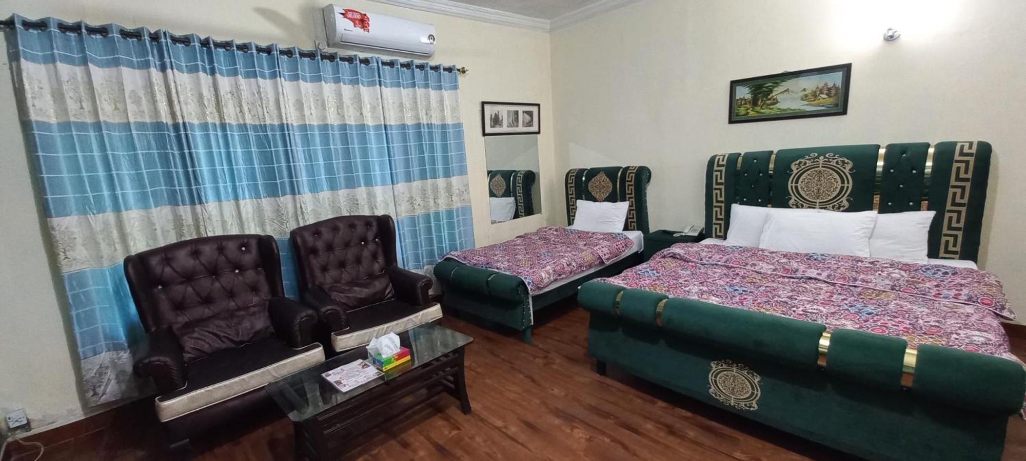 Orion Inn Guest House F-7 Islamabad Esterno foto